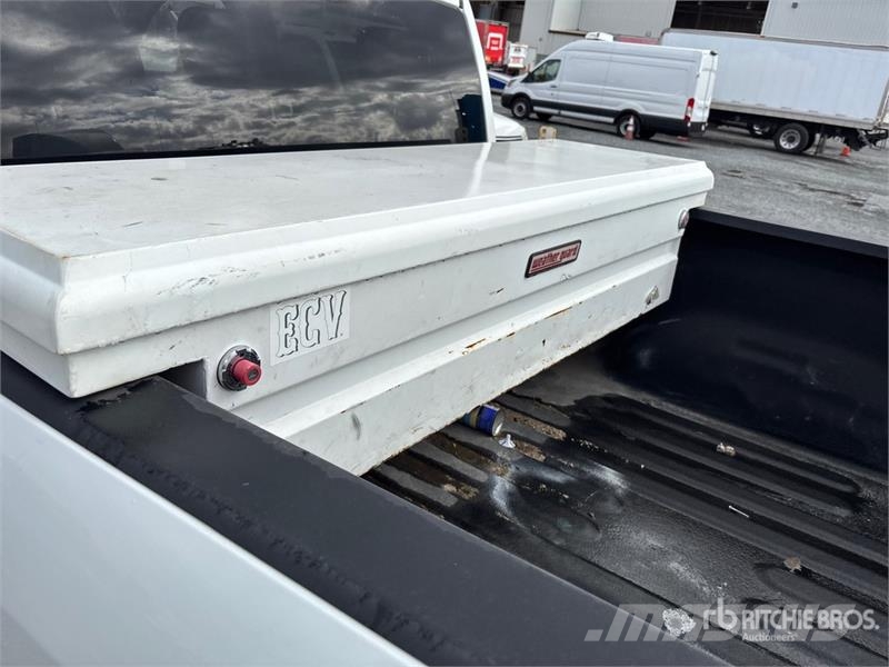 RAM 2500 4x4 Crew Cab Pickup Otros