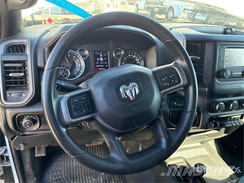 RAM 2500 4x4 Crew Cab Pickup 其他