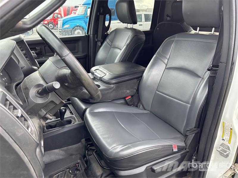RAM 2500 4x4 Crew Cab Pickup Otros