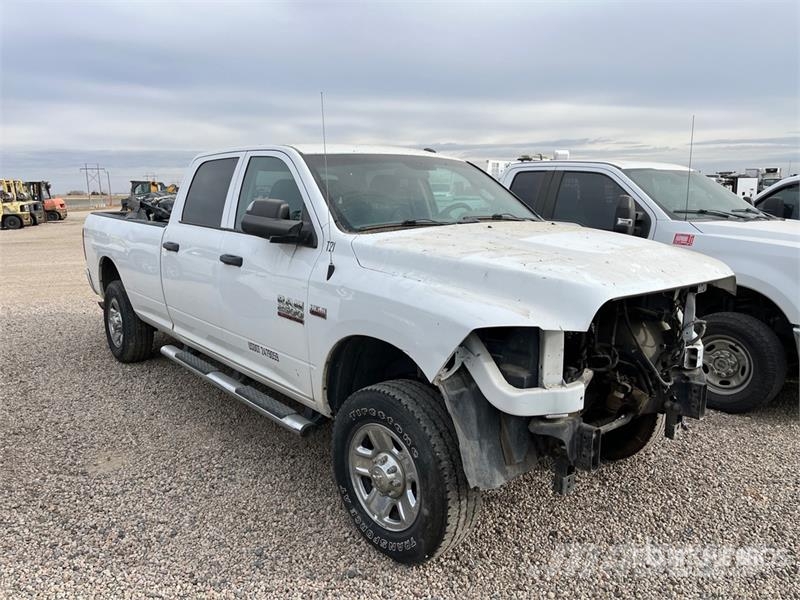 RAM 2500 4x4 Crew Cab Pickup (Inoperable) Diger