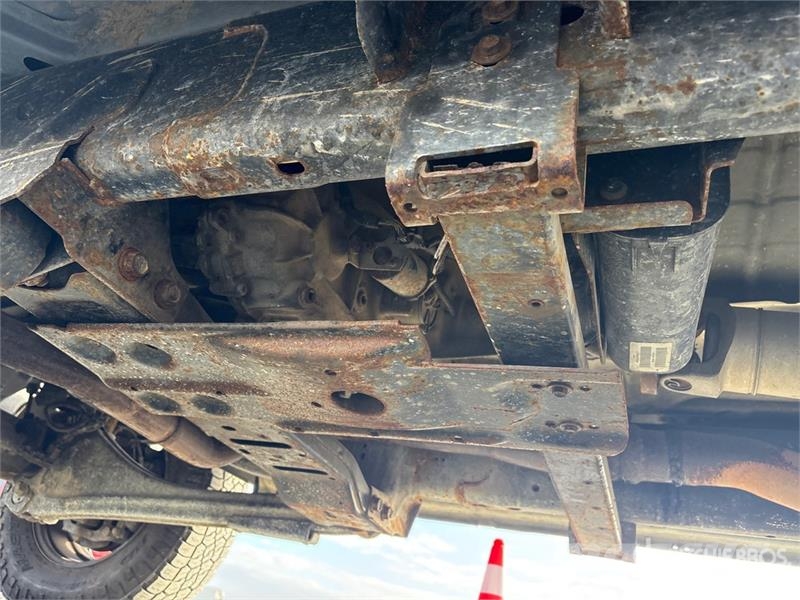 RAM 2500 4x4 Crew Cab Pickup Andere Transporter