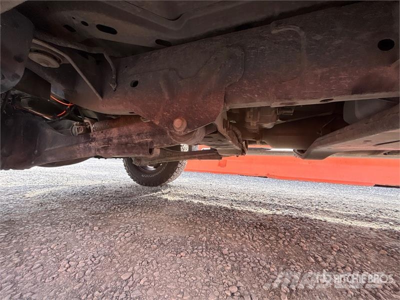 RAM 2500 4x4 Crew Cab Pickup Diger