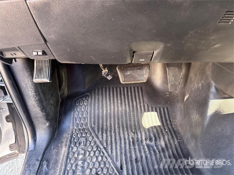 RAM 2500 4x4 Crew Cab Pickup 其他