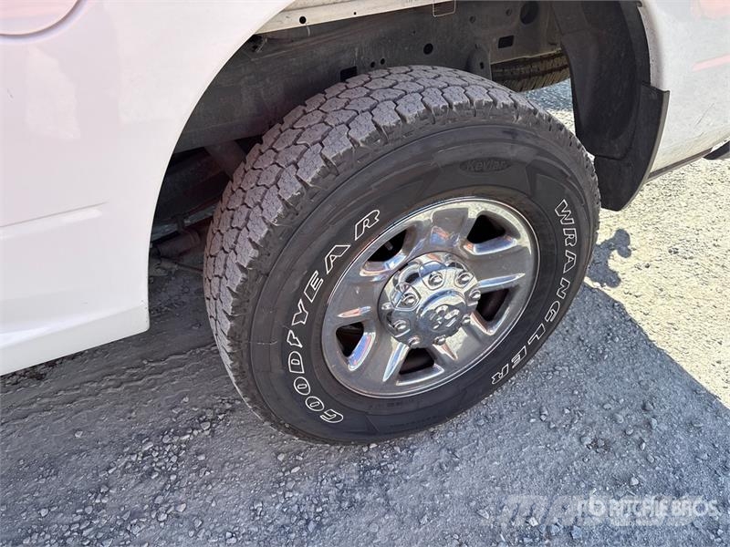 RAM 2500 4x4 Crew Cab Pickup 其他