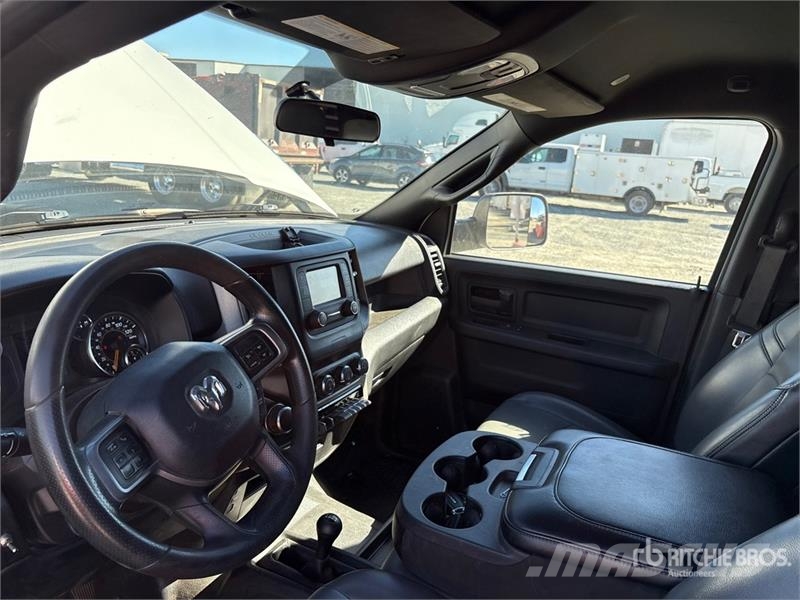RAM 2500 4x4 Crew Cab Pickup 其他