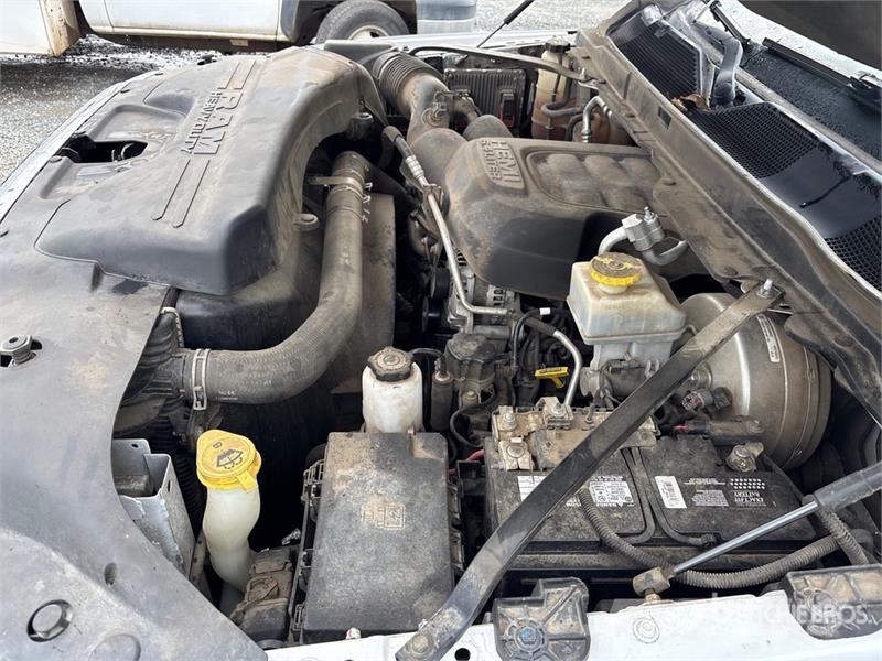 RAM 2500 4x4 Crew Cab Pickup Otros