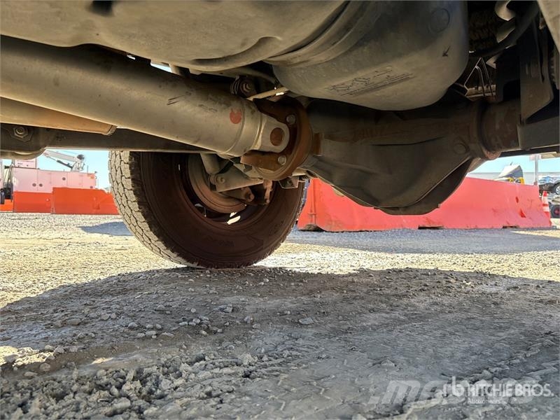 RAM 2500 4x4 Crew Cab Pickup 其他