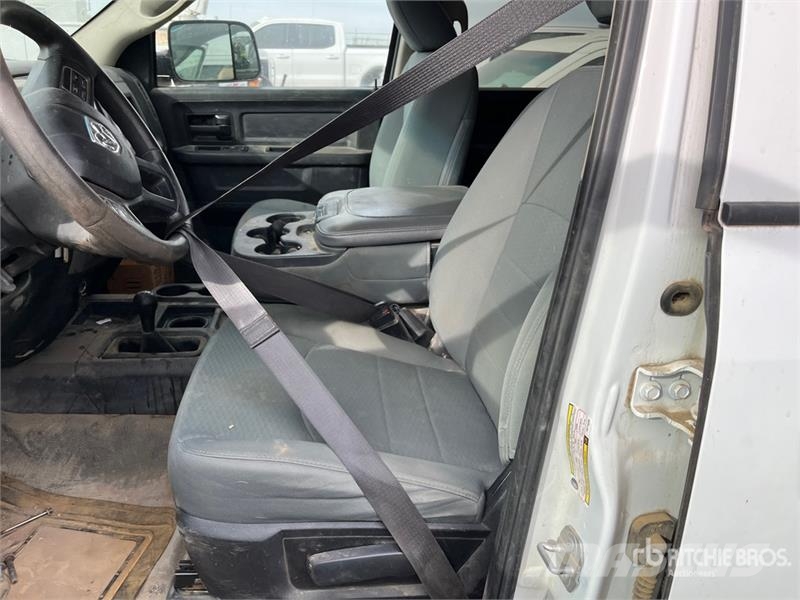 RAM 2500 4x4 Crew Cab Pickup (Inoperable) Diger
