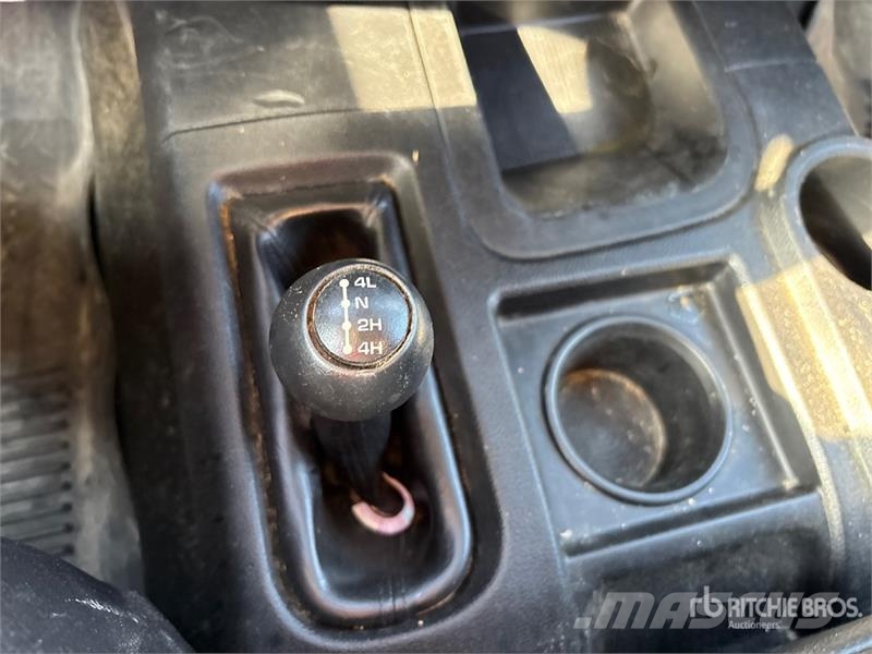 RAM 2500 4x4 Crew Cab Pickup Drugi
