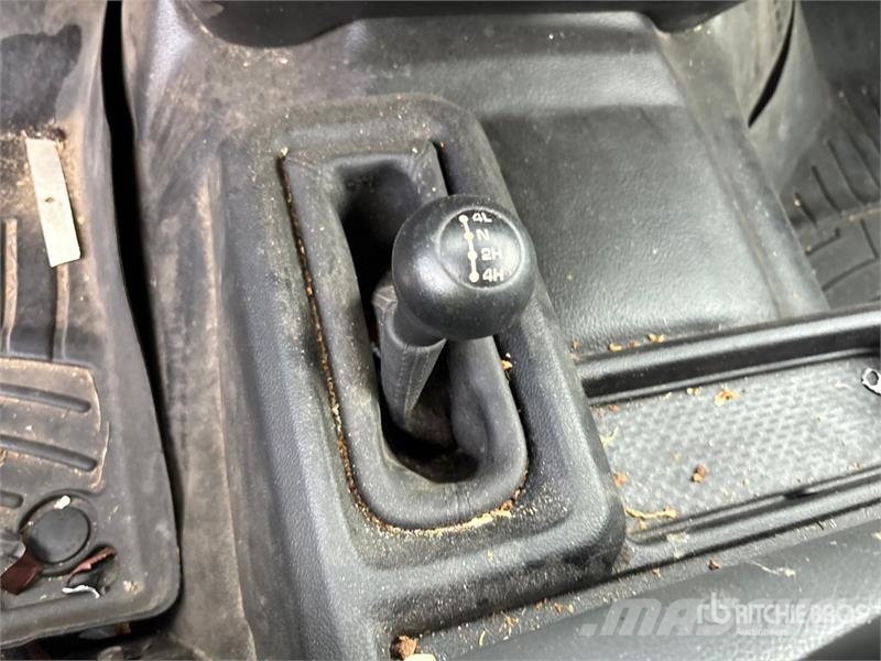 RAM 2500 4x4 Crew Cab Pickup Otros