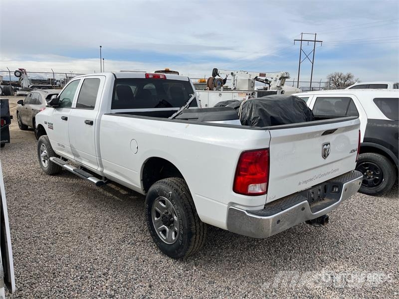 RAM 2500 4x4 Crew Cab Pickup (Inoperable) Diger