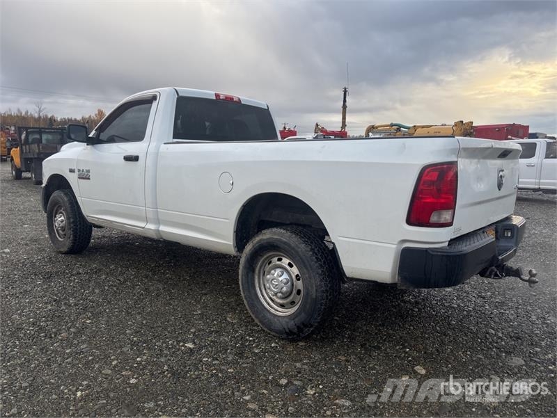RAM 2500 4x4 Pickup Otras furgonetas