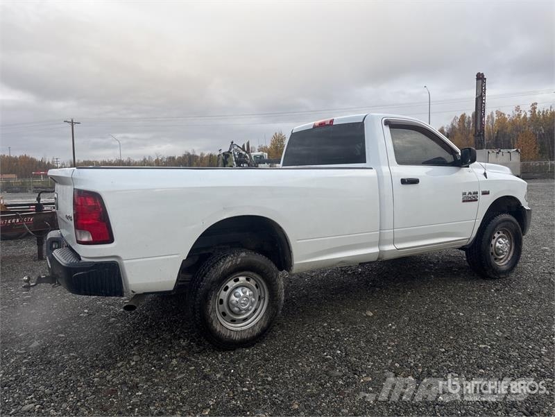 RAM 2500 4x4 Pickup Otras furgonetas