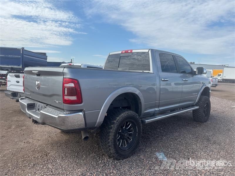 RAM 2500 Laramie 4x4 Crew Cab Pickup Άλλα Vans