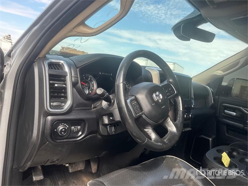 RAM 2500 Laramie 4x4 Crew Cab Pickup Άλλα Vans