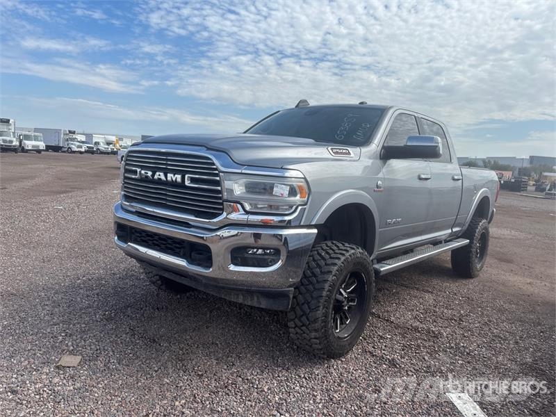 RAM 2500 Laramie 4x4 Crew Cab Pickup Άλλα Vans