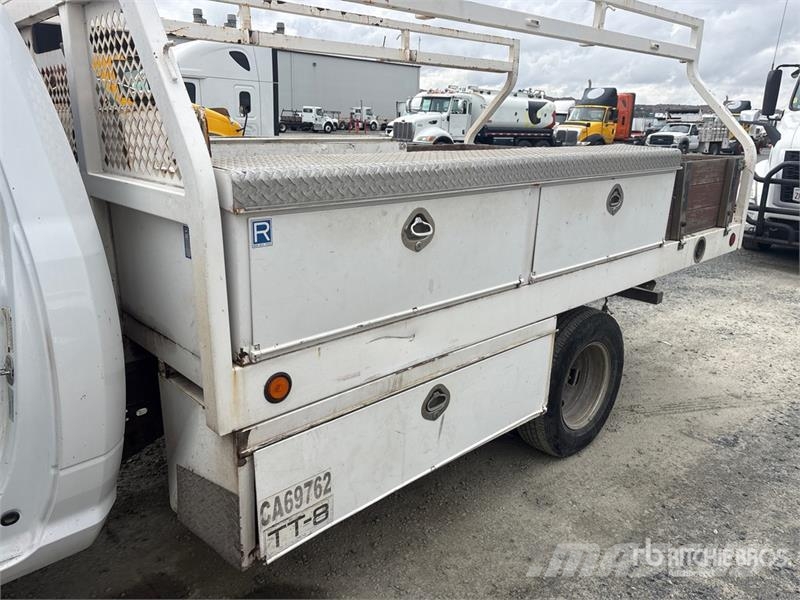 RAM 3500 4x2 Flatbed Truck Camion plateau