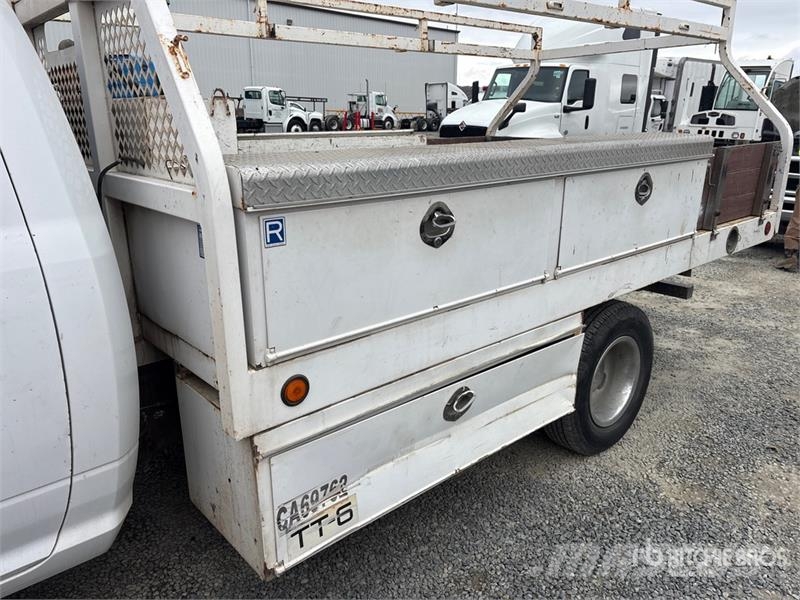 RAM 3500 4x2 Flatbed Truck Lava-kuorma-autot
