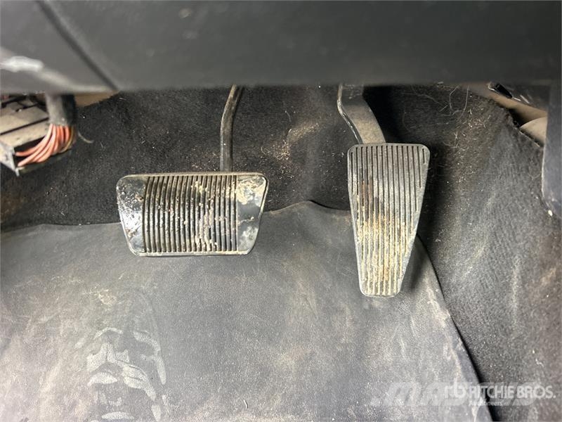 RAM 3500 4x4 Crew Cab Pickup Otras furgonetas