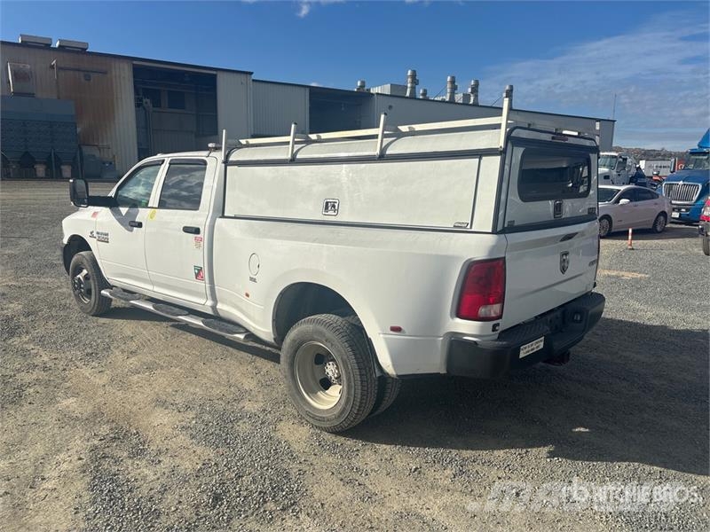 RAM 3500 4x4 Crew Cab Pickup Ostalo