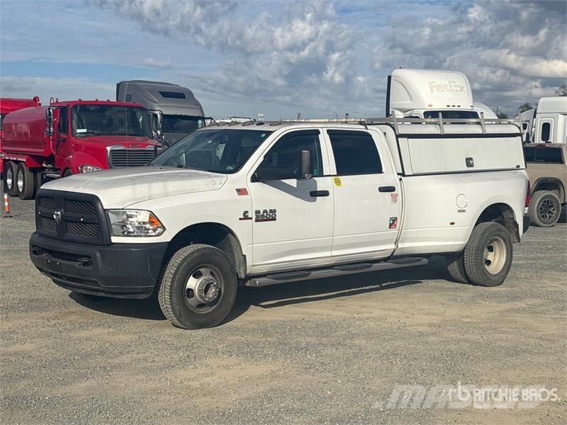 RAM 3500 4x4 Crew Cab Pickup Ostalo