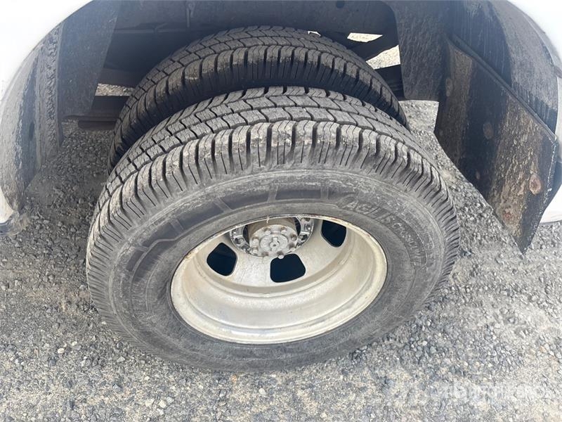 RAM 3500 4x4 Crew Cab Pickup Ostalo