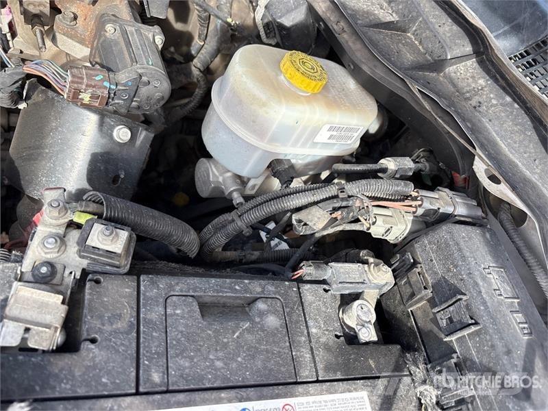 RAM 3500 4x4 Crew Cab Pickup 其他