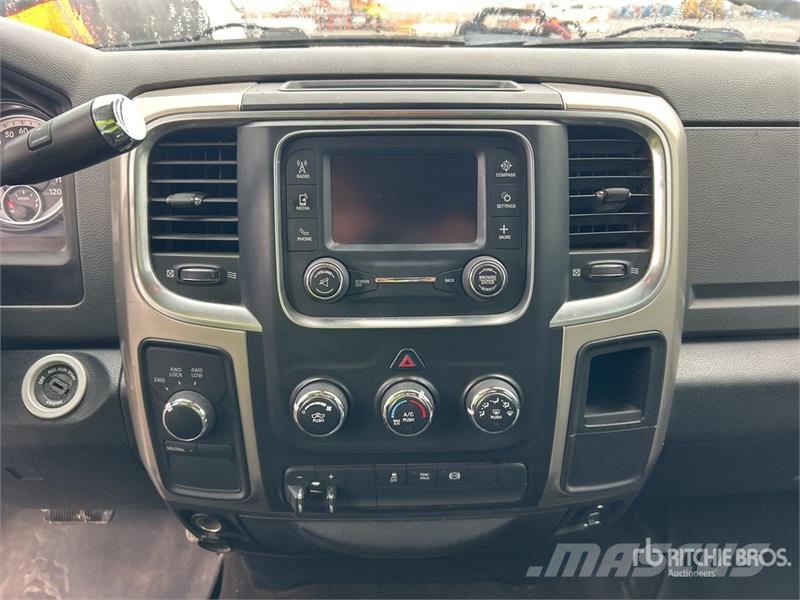 RAM 3500 4x4 Crew Cab Pickup Otras furgonetas