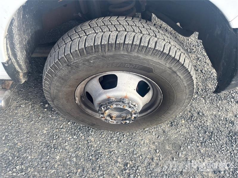 RAM 3500 4x4 Crew Cab Pickup Ostalo