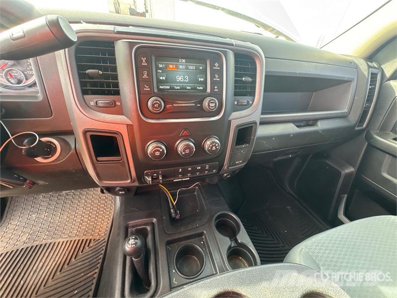 RAM 3500 4x4 Crew Cab Pickup 其他