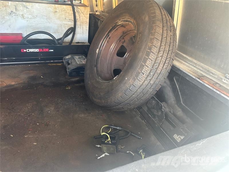 RAM 3500 4x4 Crew Cab Pickup Ostalo