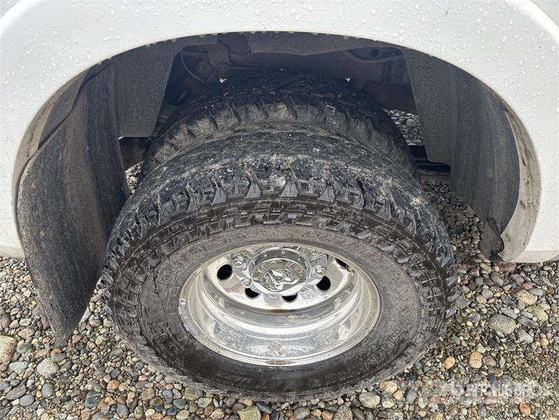 RAM 3500 Laramie 4x4 Crew Cab Pickup أخرى