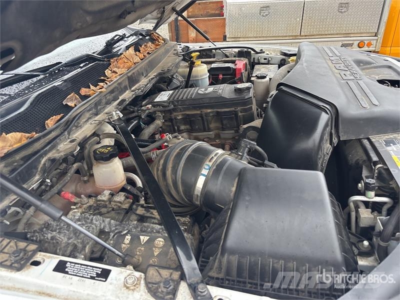 RAM 3500 Laramie 4x4 Crew Cab Pickup أخرى