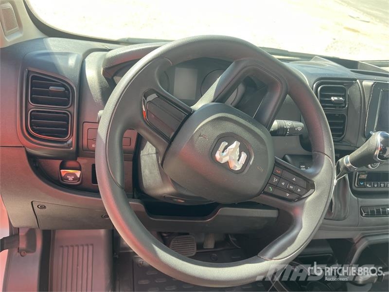 RAM 3500 Promaster Cutaway 4x2 Cab and Chassis Cabine en interieur