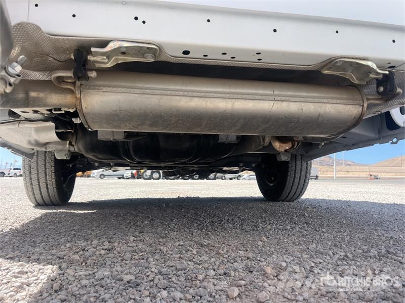 RAM 3500 Promaster Cutaway 4x2 Cab and Chassis Cabine e interni