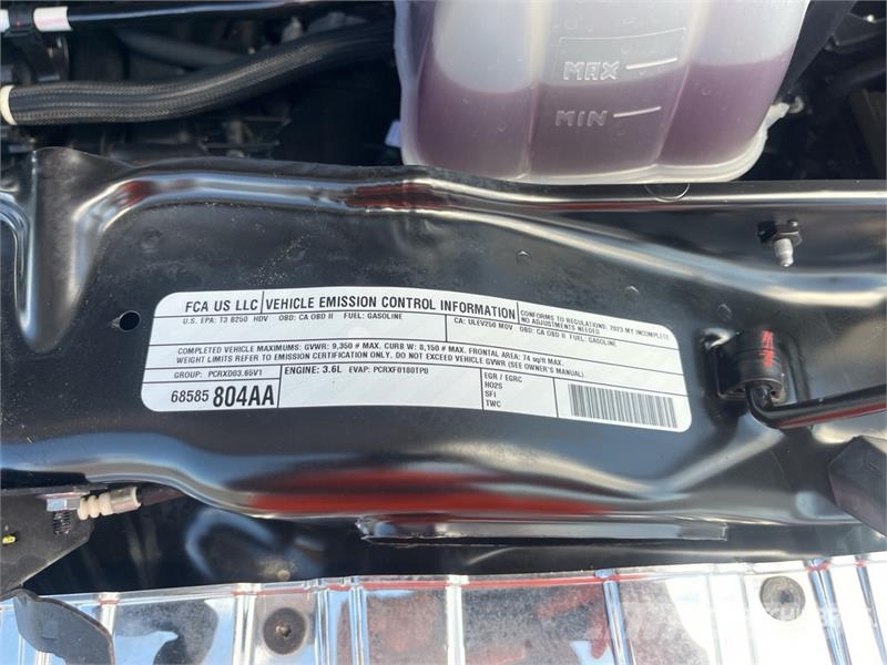 RAM 3500 Promaster Cutaway 4x2 Cab and Chassis Cabine e interni