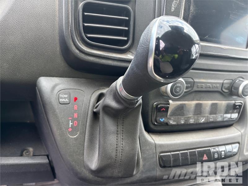 RAM 3500 Promaster Cutaway 4x2 Cab and Chassis (Unused Cabine si interior