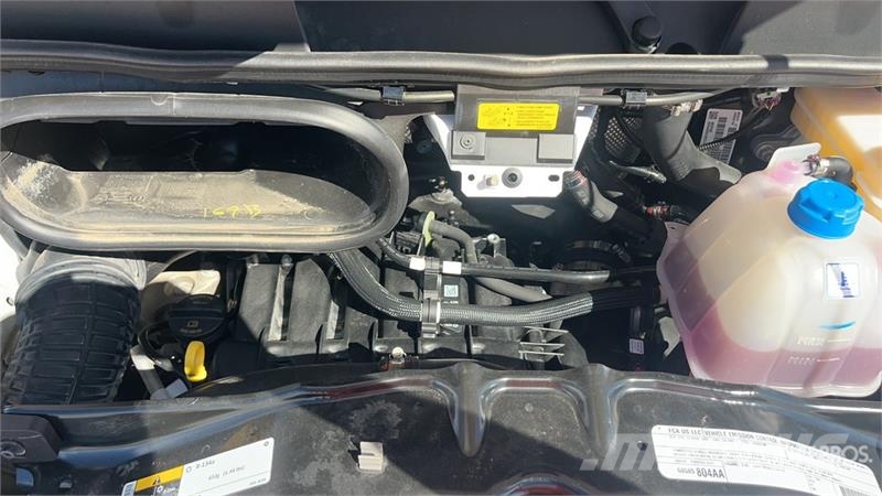 RAM 3500 Promaster Cutaway 4x2 Cab and Chassis Cabine en interieur