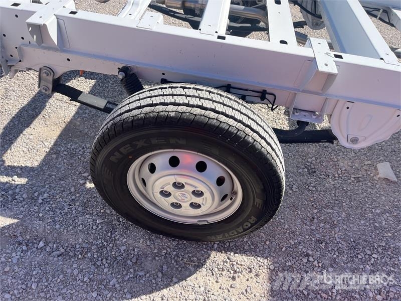 RAM 3500 Promaster Cutaway 4x2 Cab and Chassis (Unused Cabine en interieur