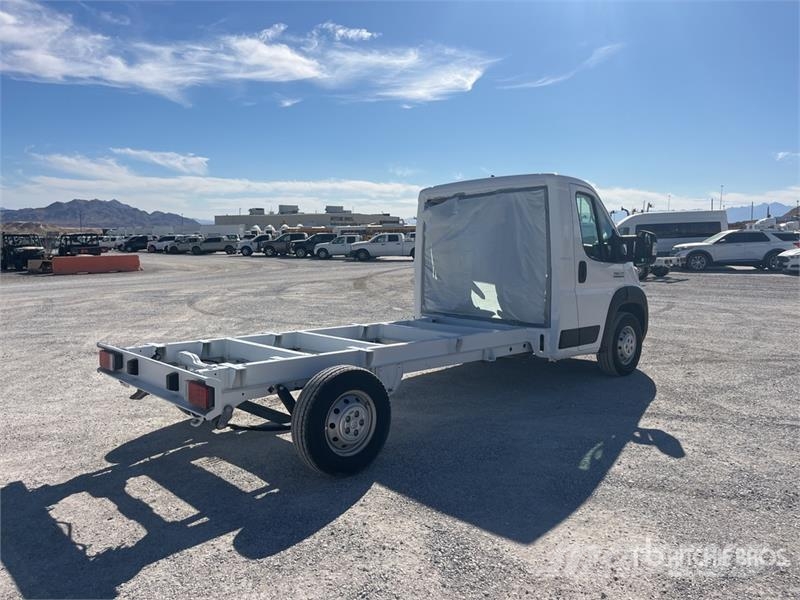 RAM 3500 Promaster Cutaway 4x2 Cab and Chassis (Unused Cabine en interieur