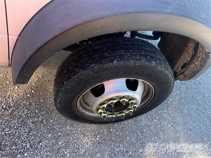 RAM 4500 Vieglais kravas automobilis/izkraušana no sāniem