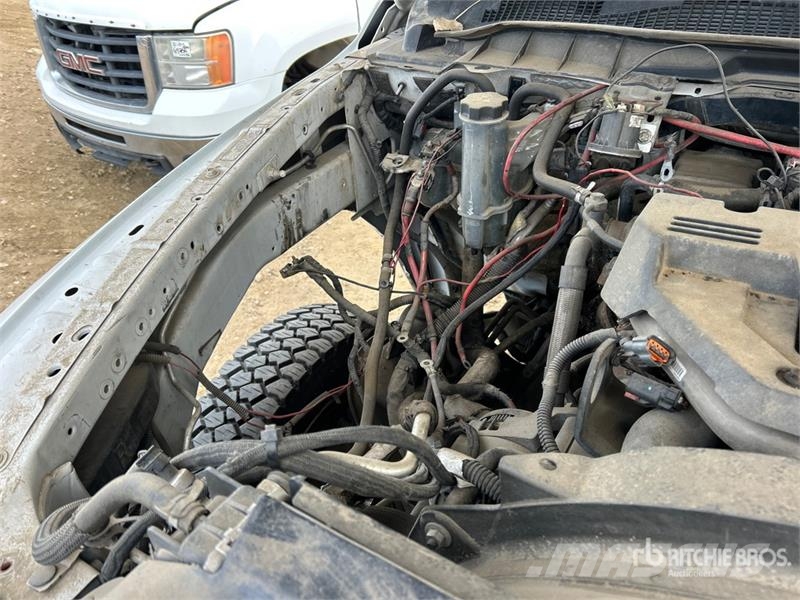 RAM 4500 4x4 Cab and Chassis (Inoperable) Cabine si interior