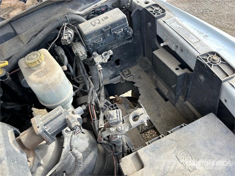 RAM 4500 4x4 Cab and Chassis (Inoperable) Cabine si interior