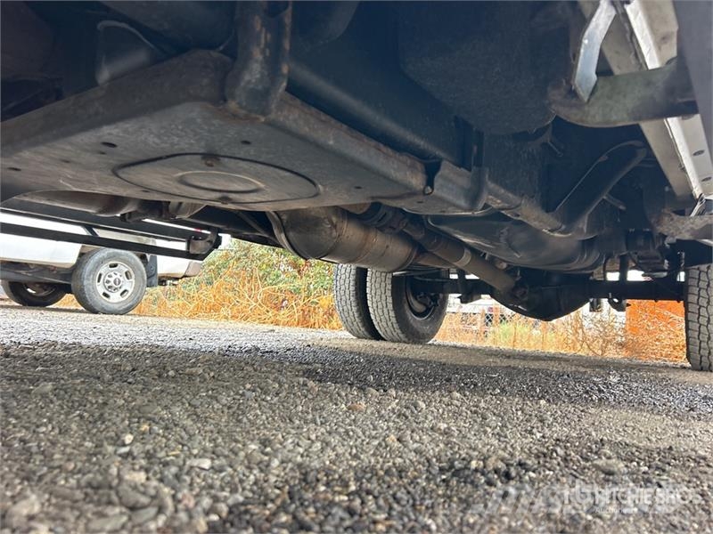 RAM 4x4 Crew Cab Pickup Andere Transporter