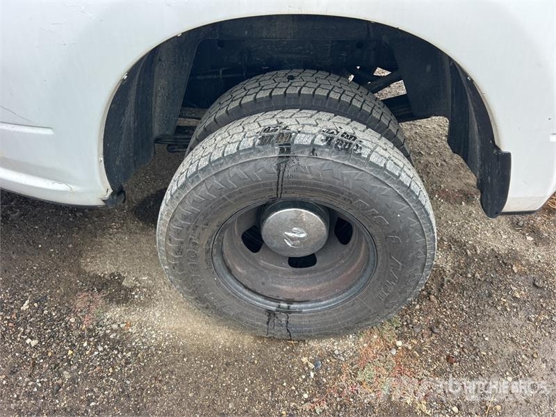 RAM 4x4 Crew Cab Pickup Andere Transporter