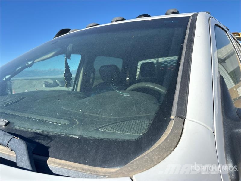 RAM 5500 Camioane platforma/prelata