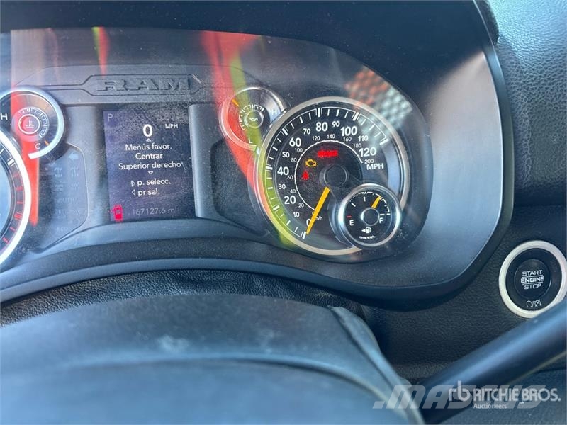 RAM 5500 Camioane platforma/prelata
