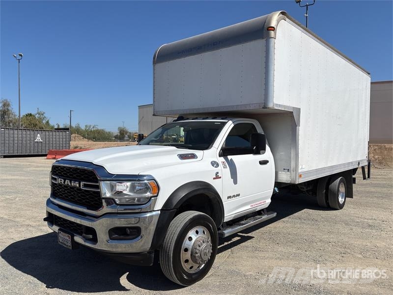 RAM 5500 Umpikorikuorma-autot