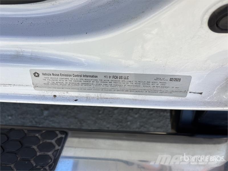 RAM 5500 Umpikorikuorma-autot