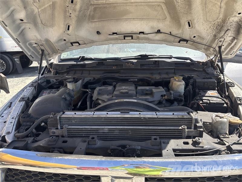 RAM 5500 회수 차량